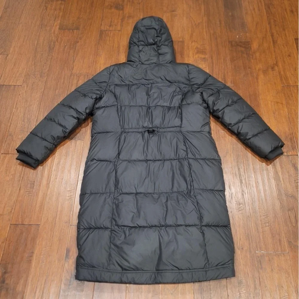 Hollister Black Puffer Jacket with Cream Lining - Picture 4 of 13